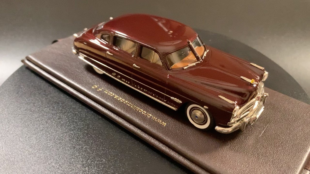 Unboxing Brooklin's '51 Hudson Hornet