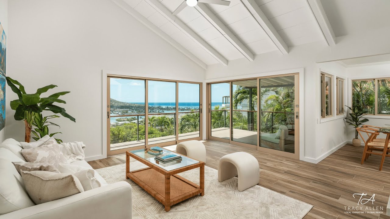 Contemporary Design w/ Sparkling Water Views - Tracy Allen - Hawaii Real Estate - CBR