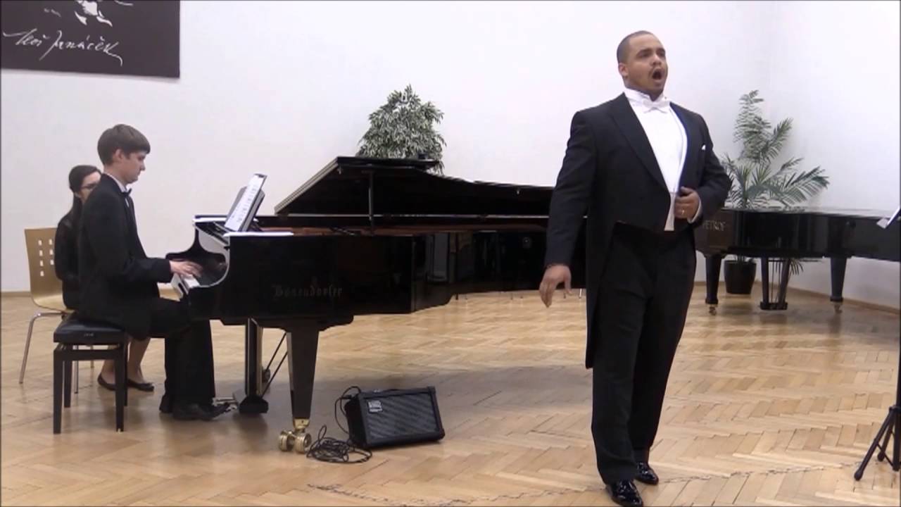 Filip Bandzak sings Aria of Rodrigo by Giuseppe Verdi