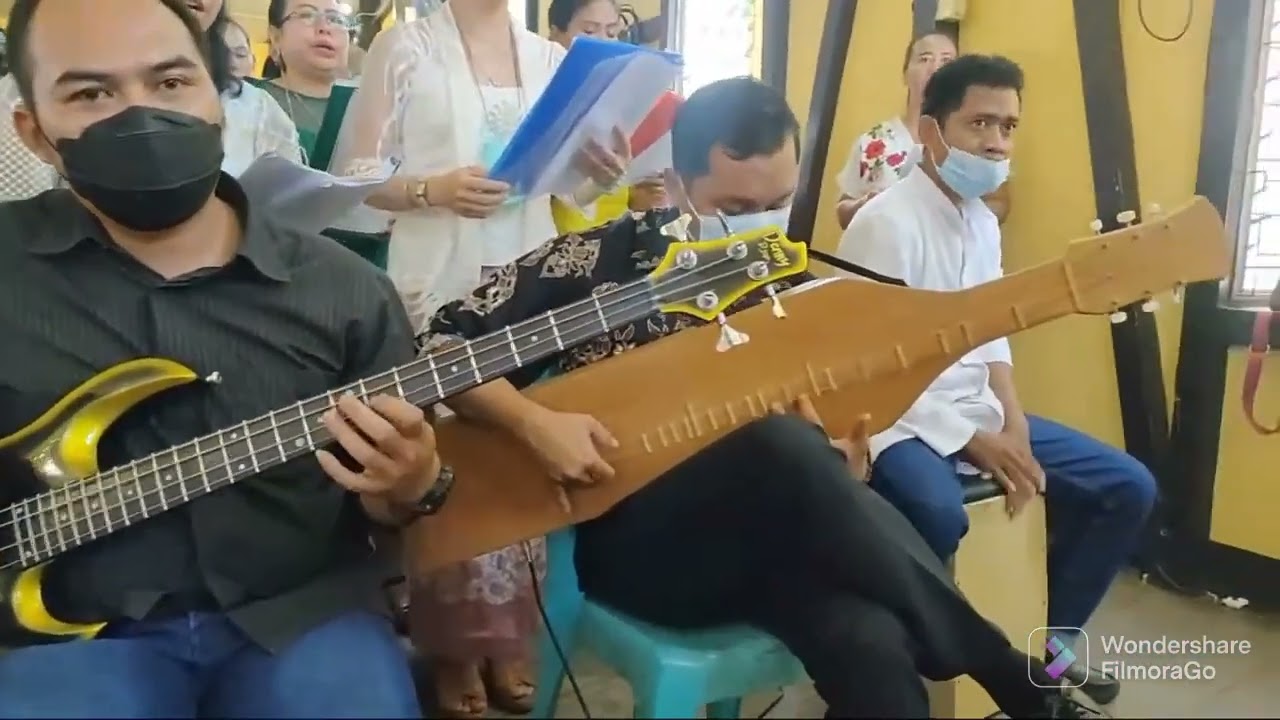 Bawalah persembahan mu nanti - Koor Misa Paskah, Paroki Meliau.