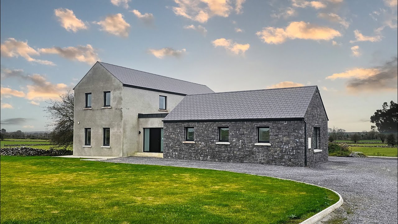 🏡 For Sale – Carrowntlievve, Four Roads, Co. Roscommon