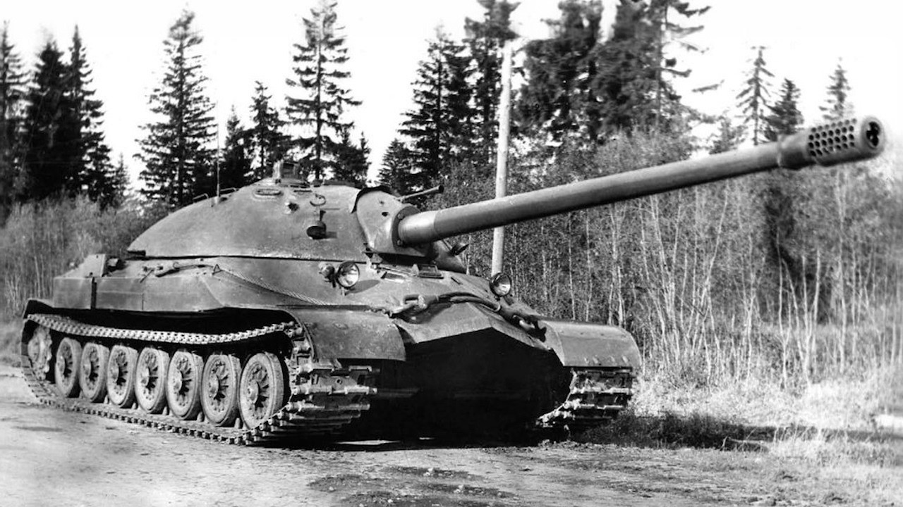 IS-7: The heaviest Soviet tank in history that could destroy EVERYTHING!