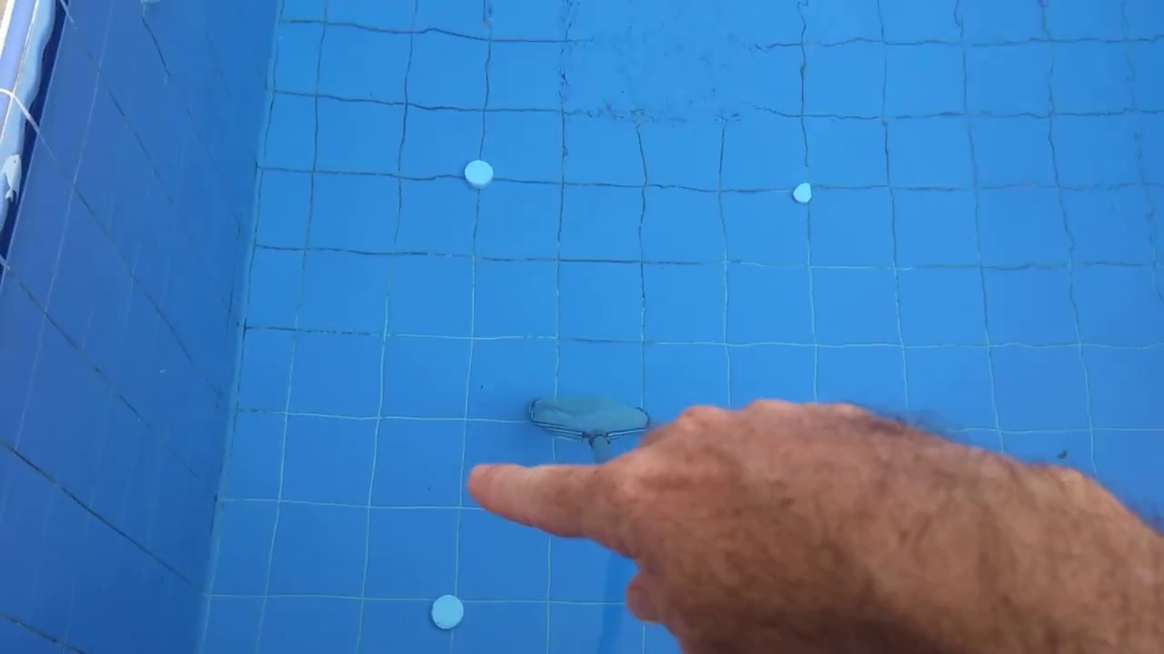 Por Dentro da Piscina #13 Limpeza de algas em rejunte de piscinas (PART1)