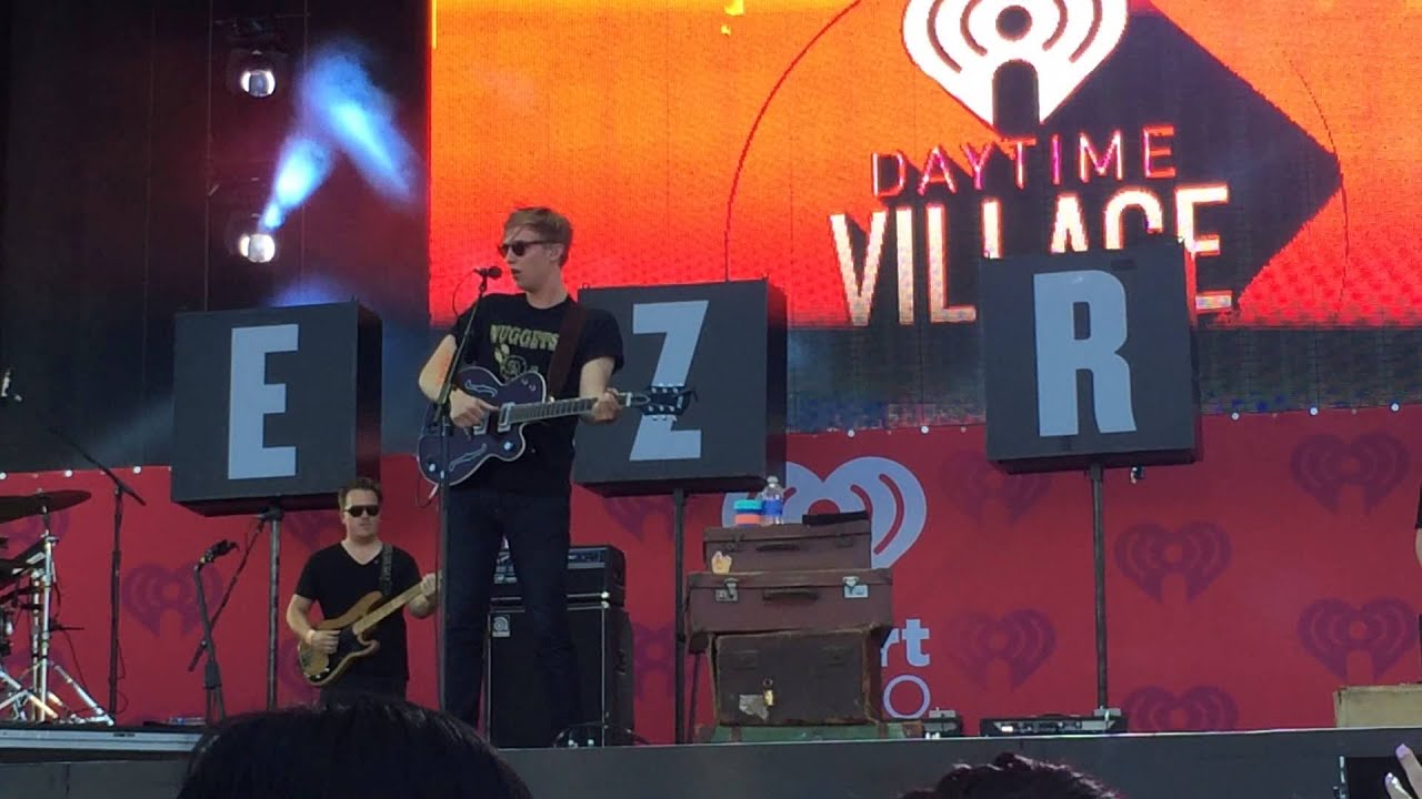 Budapest live - George Ezra at iHeart radio village 9-19-15