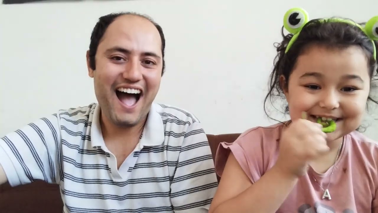 Abimle ilk videomuz küçük orta büyük hiçbirşey yiyecek challenge 