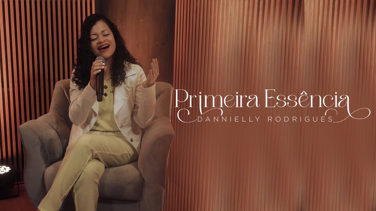 Dannielly Rodrigues - Primeira Essência (COVER)