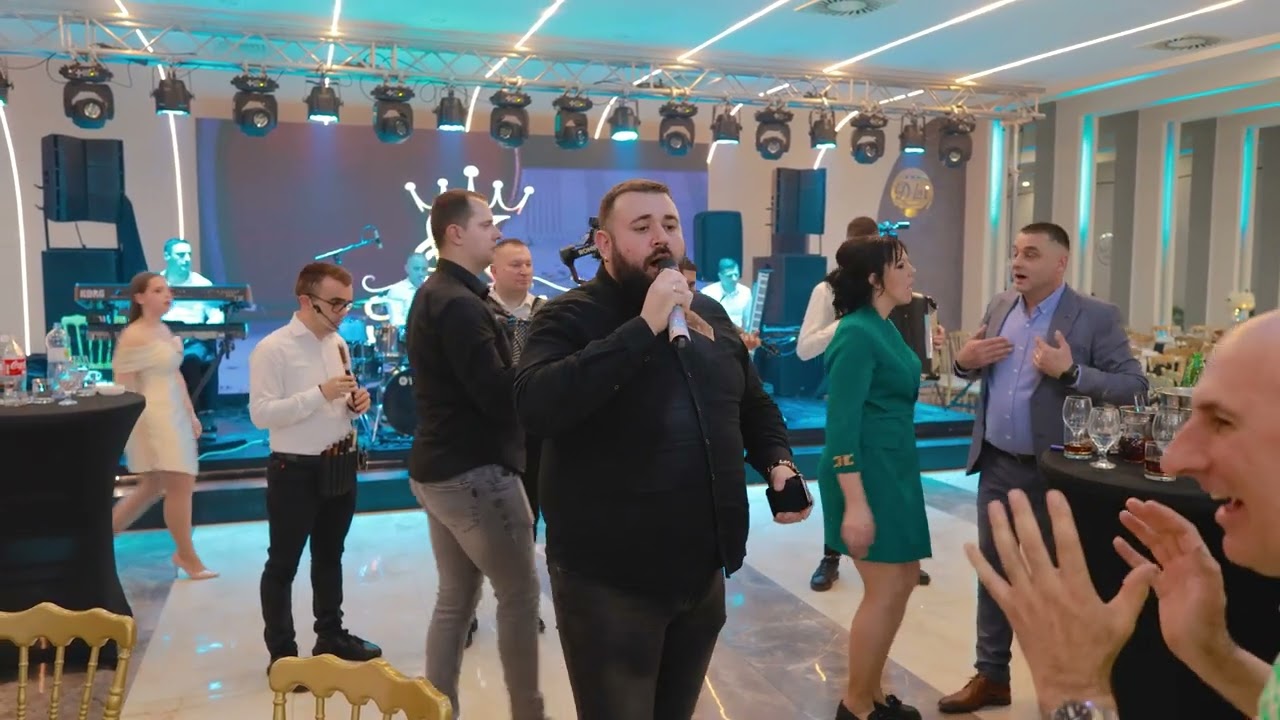 KLUB MIX - ORKESTAR KRALJEVI ( D LUX MIONICA)