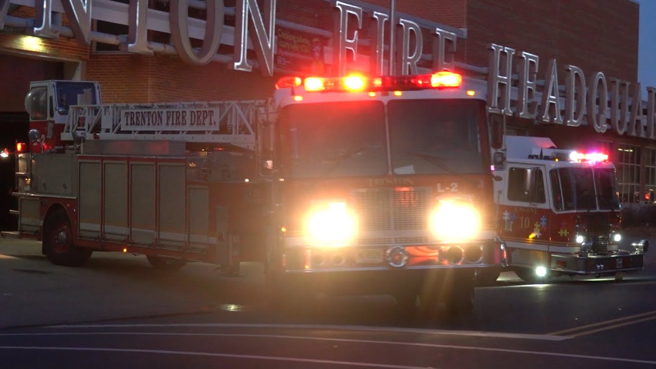 Trenton Fire Department Rescue 1, Engine 10, Reserve Ladder 2 & C5 Responding 12/13/23