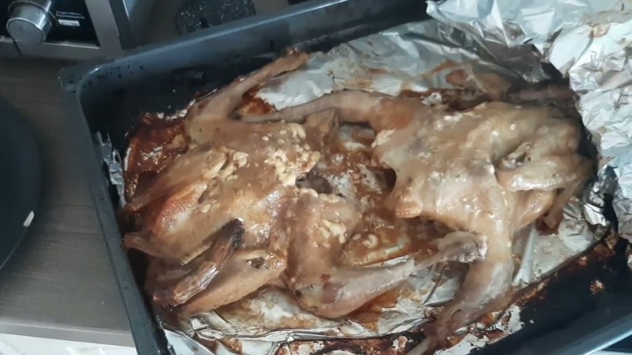 Спасение лягушек. Козы дерутся.Шью.Вкуснейшие петушки!!!