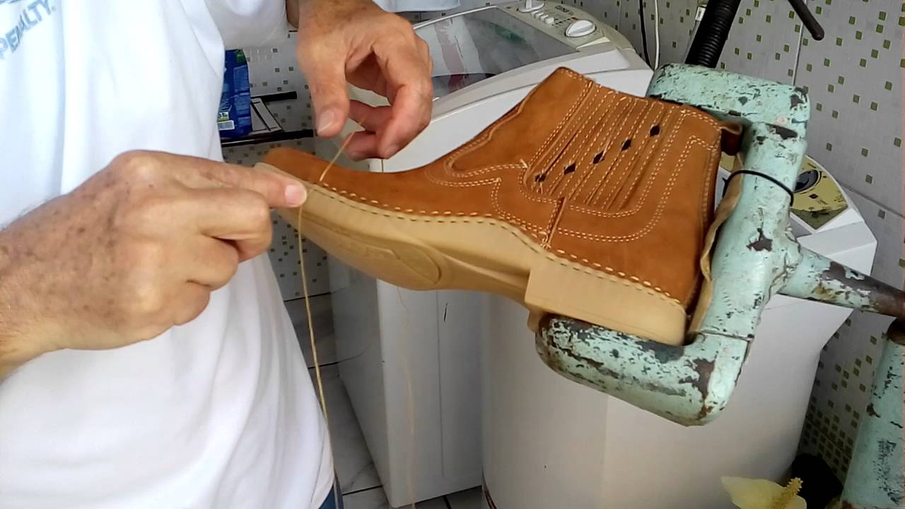 Costura Manual Na Forma (sewing in hand) Costurador Garbinha Franca-SP Botina