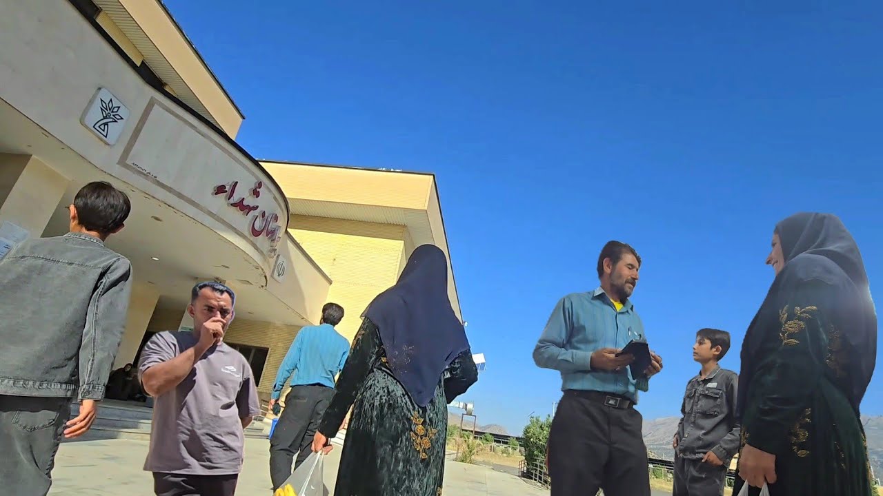 A small disappointment; we set off to visit Sakineh; but the end of the day didn't go as we expected