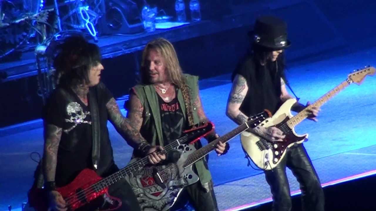 Don't Go Away Mad (Just Go Away) - Motley Crue en Chile 14/05/2011