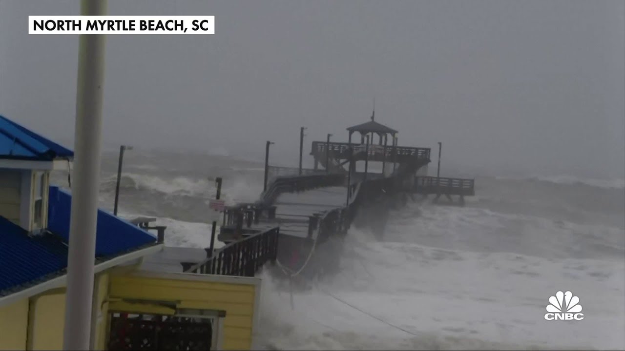 Hurricane Ian slams South Carolina as a category 1 storm