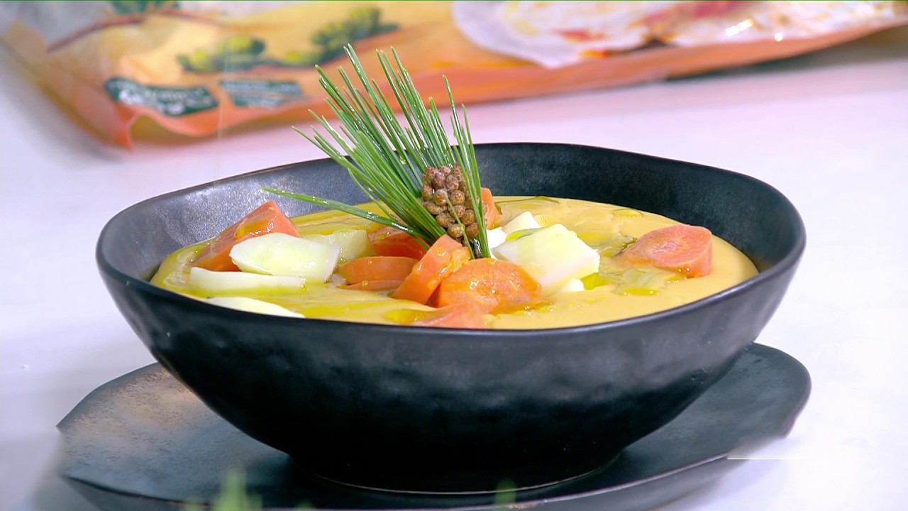 شوربة العدس وتمبورا الفاصولياء وعجينة العدس