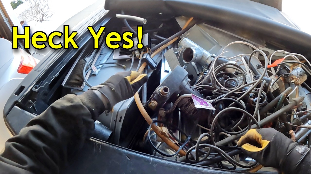 Dumpster Dive & Unload.  Found GREAT Stuff!  Trash To Treasure Once Again.