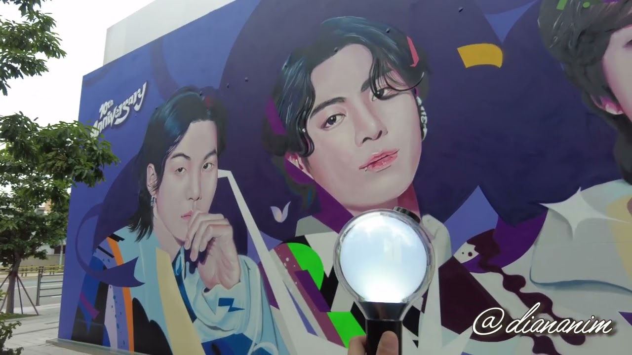BTS Mural Painting ~ Hybe Insight ~ BTS Festa 2023