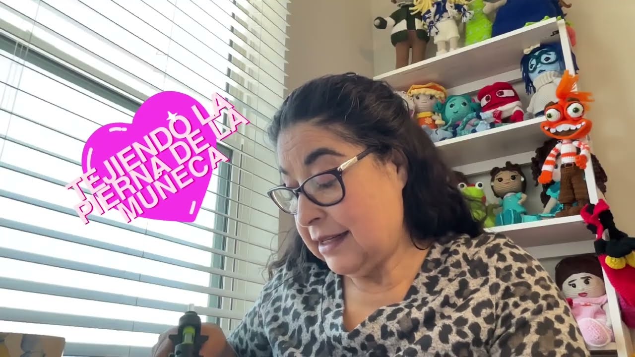 Continuamos teniendo la piernita de la muñeca 🧶