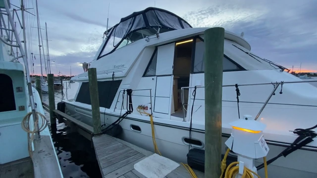 2000 Bayliner 4788
