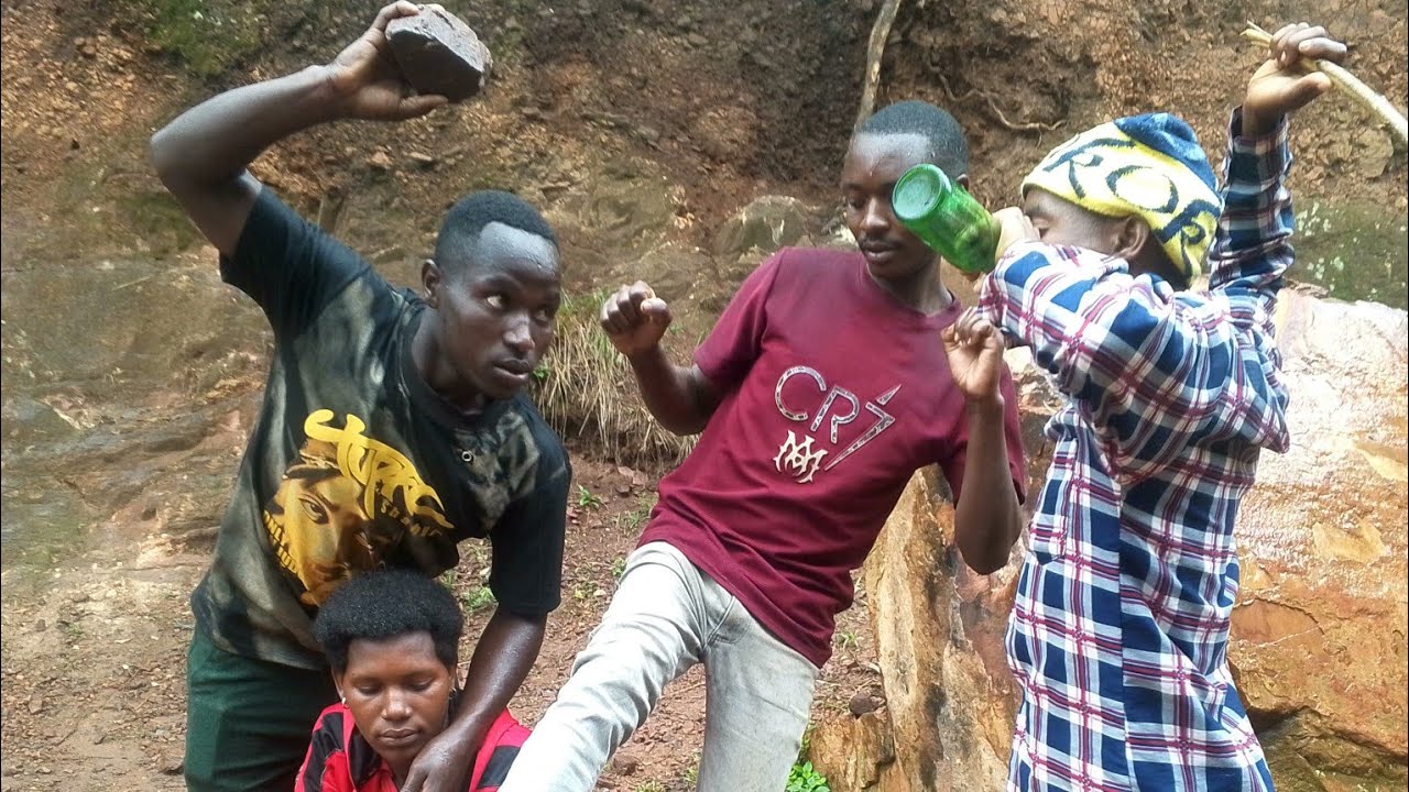 FAYA STV KARABAYE UMUKOBWA  ASOKANYE NASHERIWE AHURANUMWAKU kuri BONANE GAKUBA AT NARAKIZE  AH VIDEO