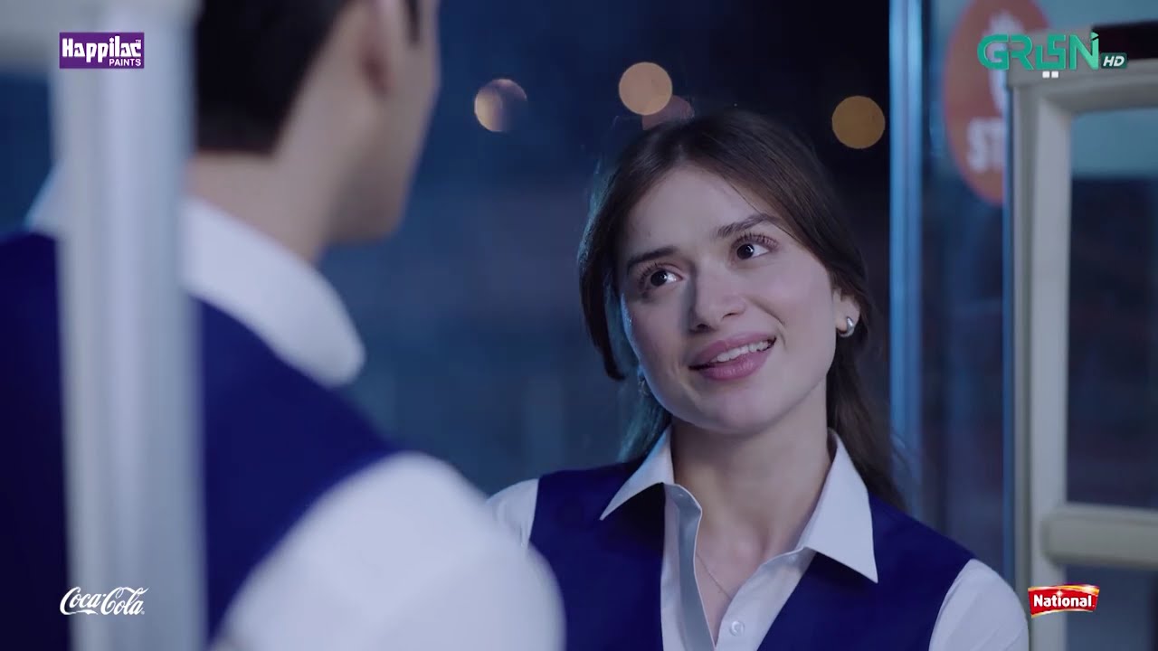 Baarish Mein Jawan Larki Se Romance | Aena Khan - Shuja Asad | #greentv - Green Lamhay