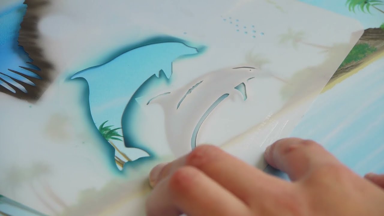 Harder & Steenbeck Airbrush: Dolphin Stencil Step by Step