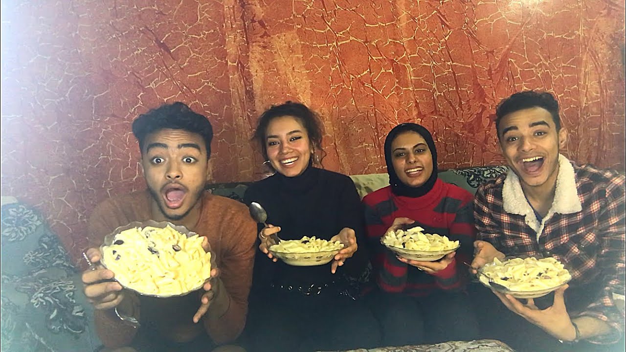 تحدي الكابلز بيني انا ودنيا وعبدالرحمن وهبه مبروك الخسران شرب خل باللمون 😳