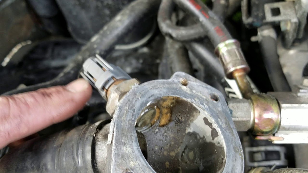 Перегрев двигателя, диагностика и ремонт Honda Civic 2000 года