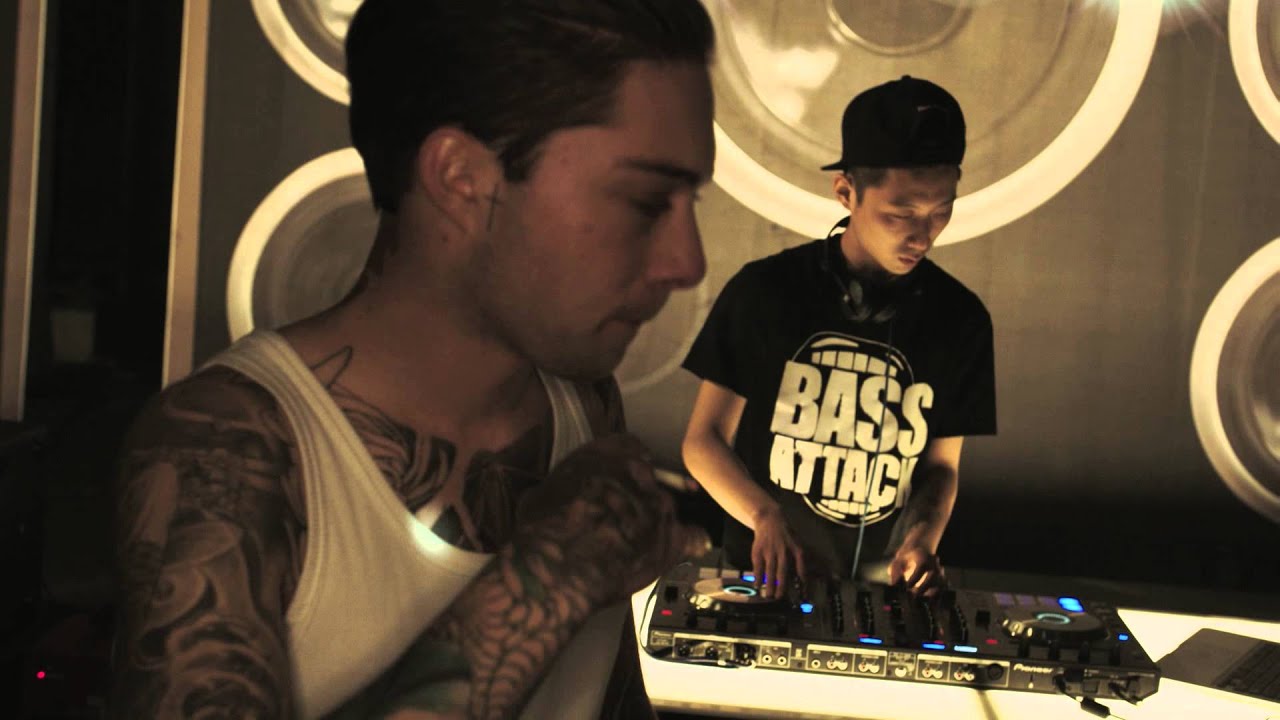 샘 SAM - 가로수길 Garosugil