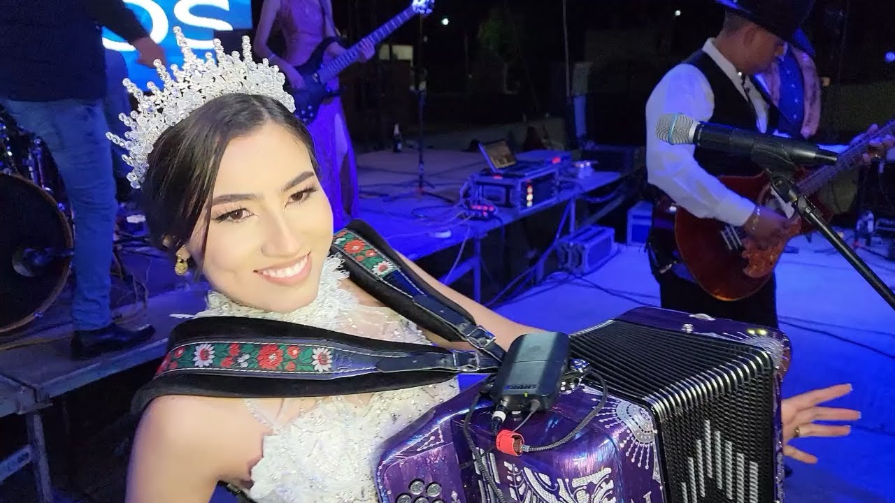 RECIEN CASADOS DEMOSTRARON SU GRAN TALENTO EN SU BODA