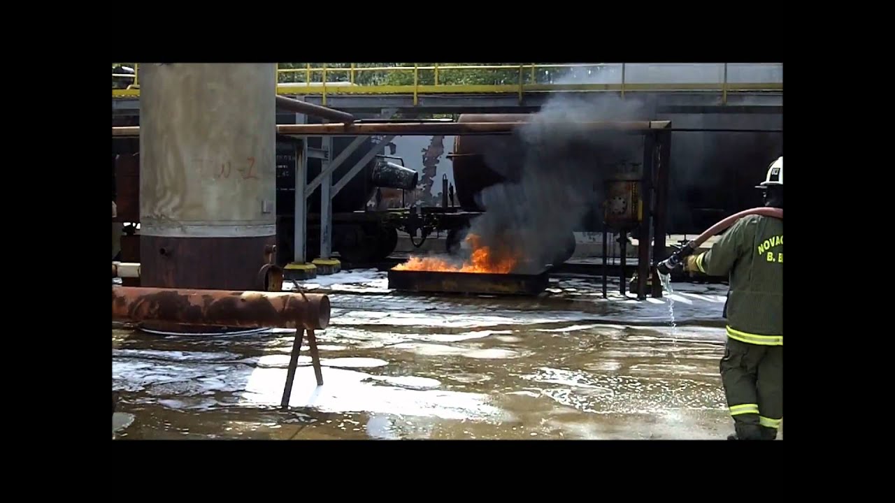 Novacool UEF 3D Fire - Industrial Fire World 2011