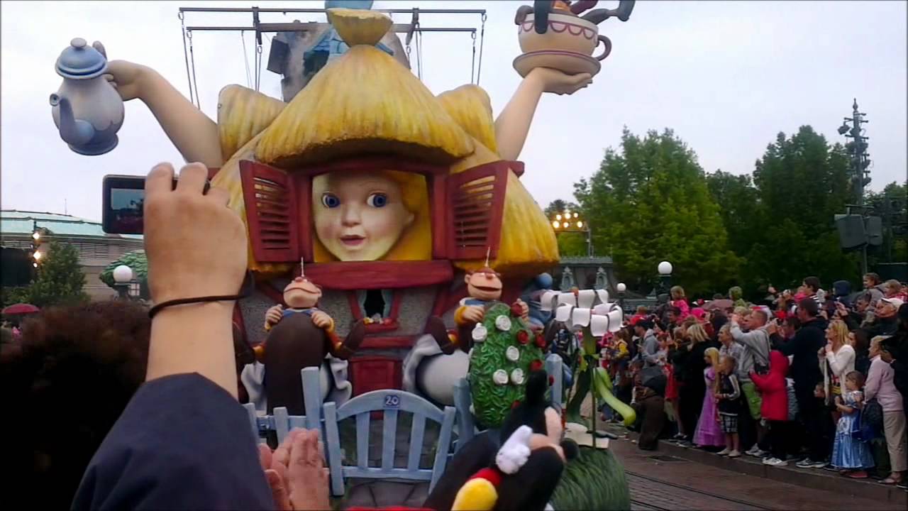 ukruthy.co.uk - Disneyland Paris 20th Anniversary - 'Magic Everywhere' Parade
