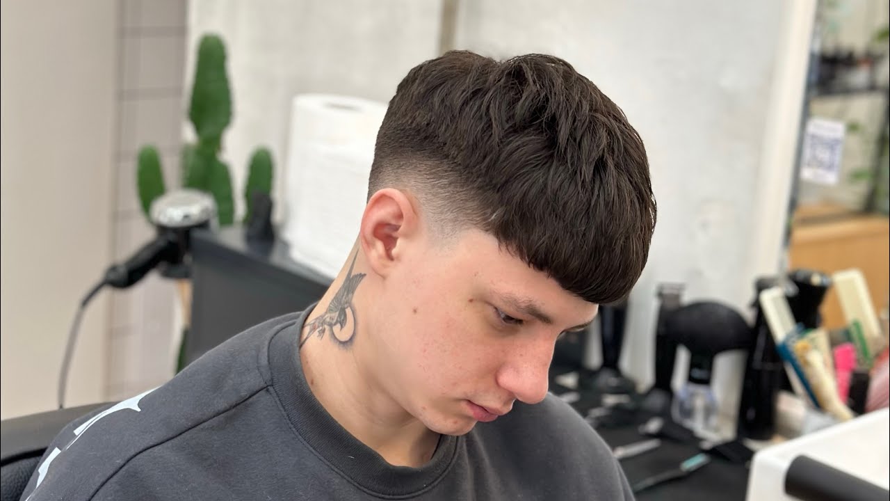 Crop+low fade | работа машинкой по расческе | barber tutorial 
