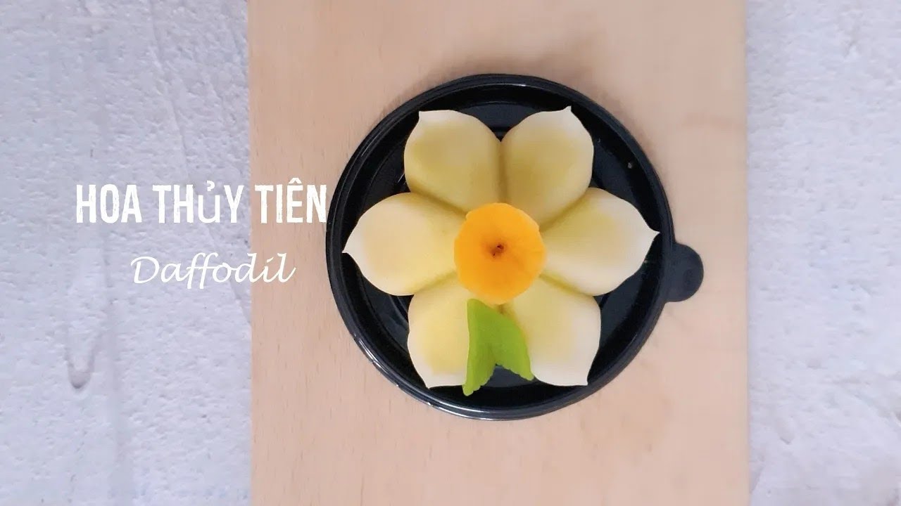 HOW TO MAKE THE SAKURA PETAL AND DAFFODIL FLOWER NERIKIRI WAGASHI