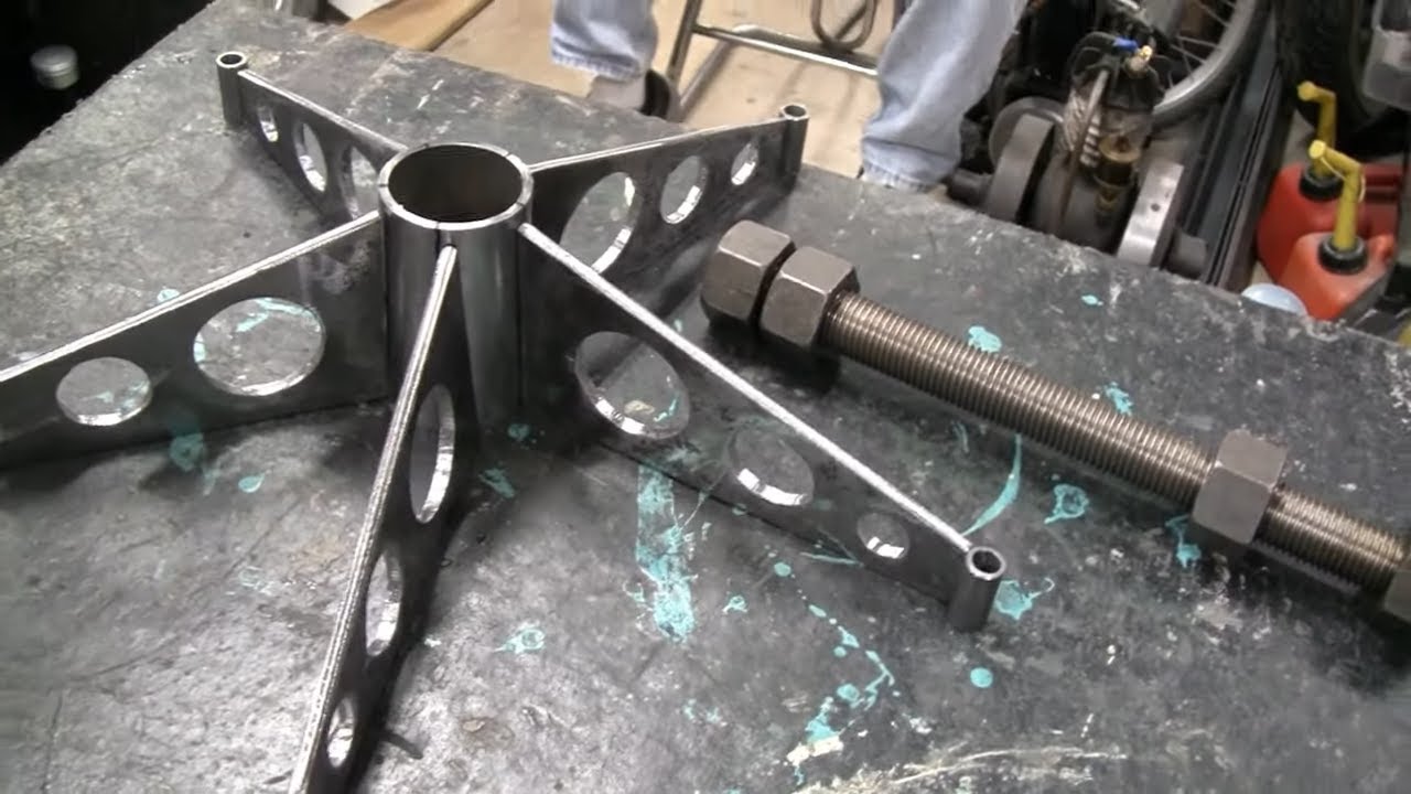 HOMEMADE ROLLING MECHANIC STOOL (part 1)
