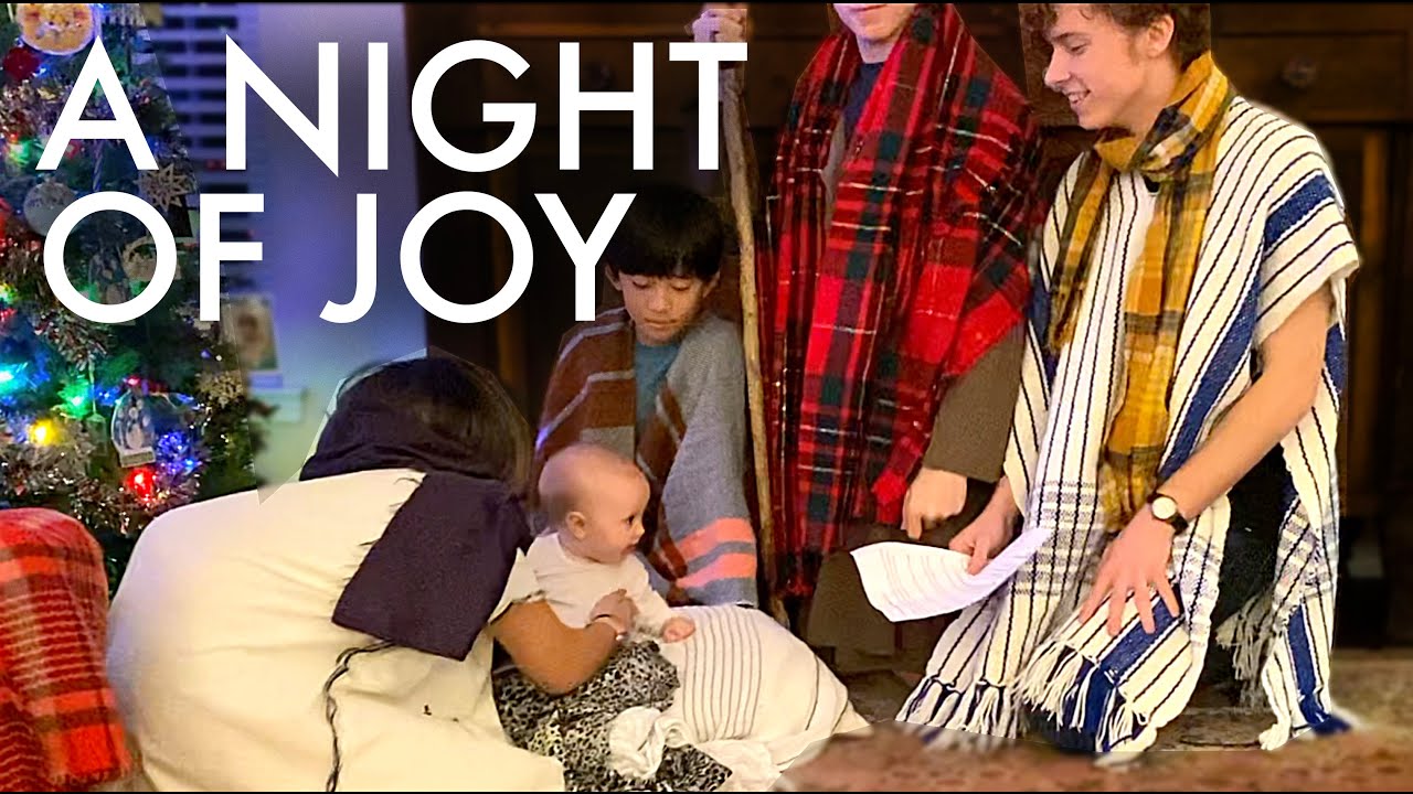 A BIG FAMILY CHRISTMAS EVE!: Adventuring Family of 11