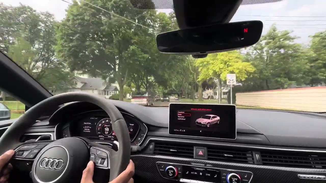 2019 Audi RS5 Driving
