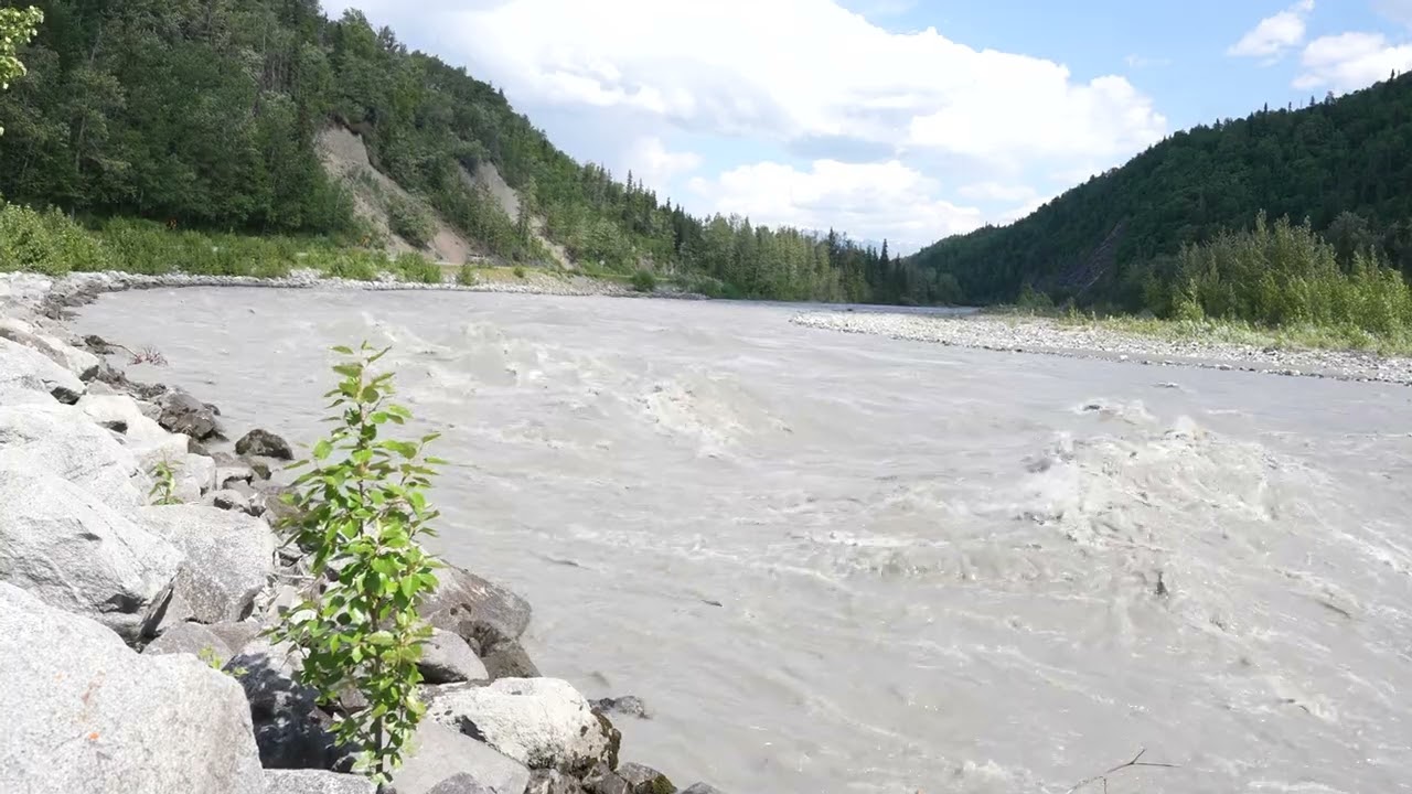 Matanuska River in 4K - Relaxing Sound