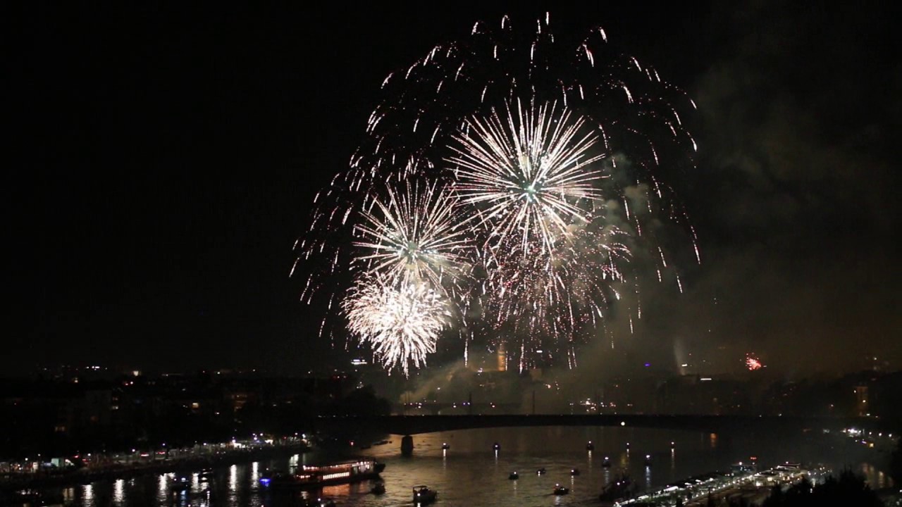 Feuerwerk zur Bundesfeier 2017 in Basel HD