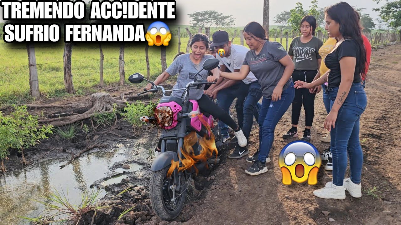 TREMENDO ACC!DENTE‼️FERNANDA Se Meti0 En Un Gran Pant4no Con Su Moto Nueva😱Hiz0 Ped4zos Sus Moto😱