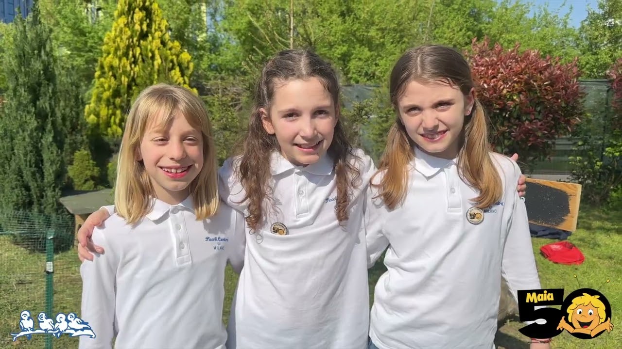 Ape Maia Medley - Coro I Piccoli Cantori di Milano