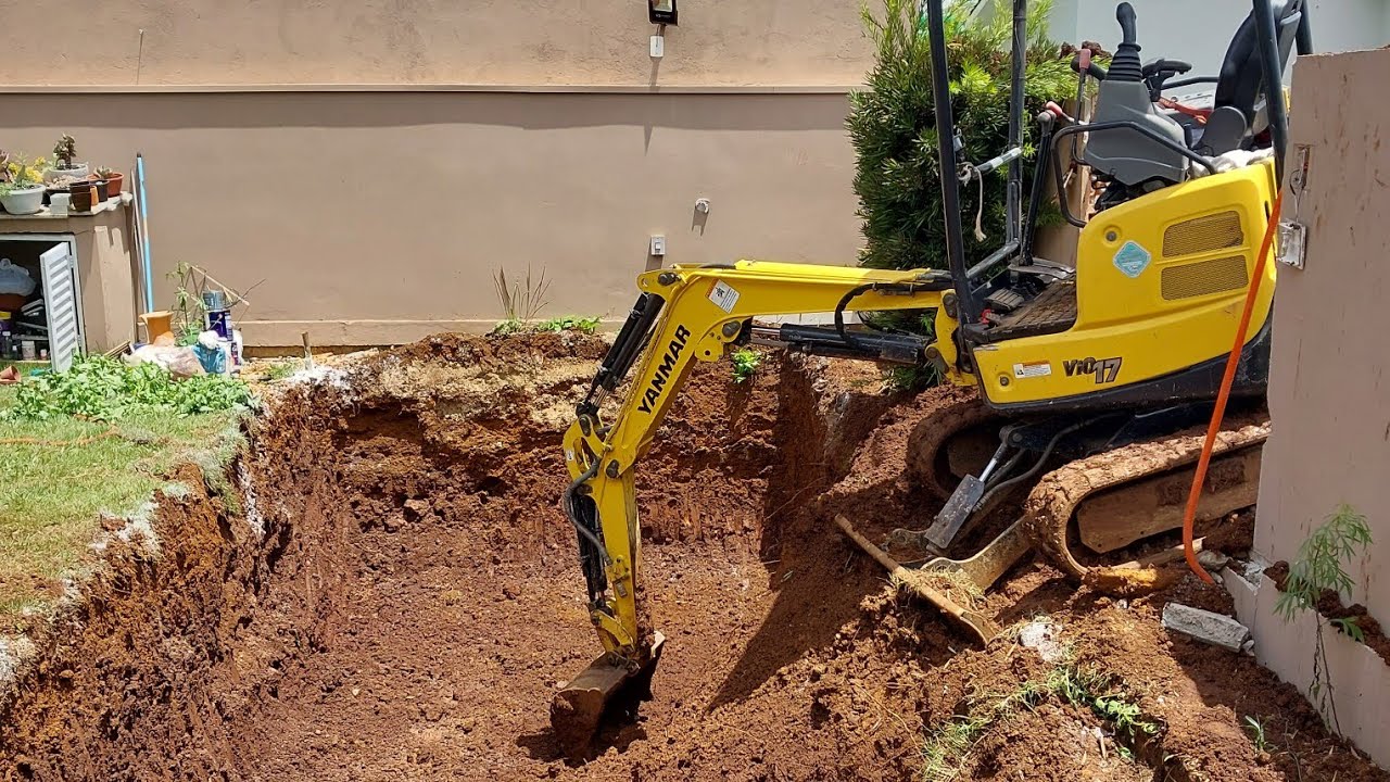 AS DIFICULDADES DE FAZER BURACO PRA PISCINA COM MINIESCAVADEIRA#YANMAR VI-O 17