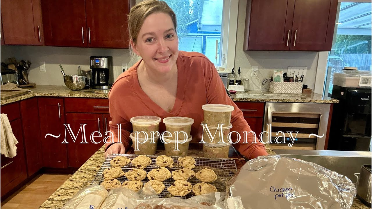 Another addition of meal prep Monday! Come join me in the kitchen as we cook up some delicious meals