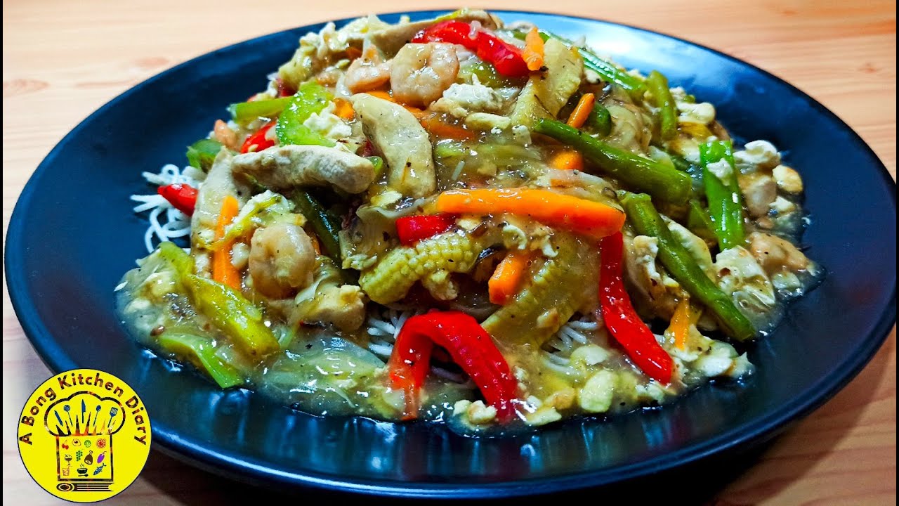 Mixed Gravy Noodles | Kolkata Gravy Chow mein Recipe | Chinese Restaurant Style Gravy Noodles Recipe