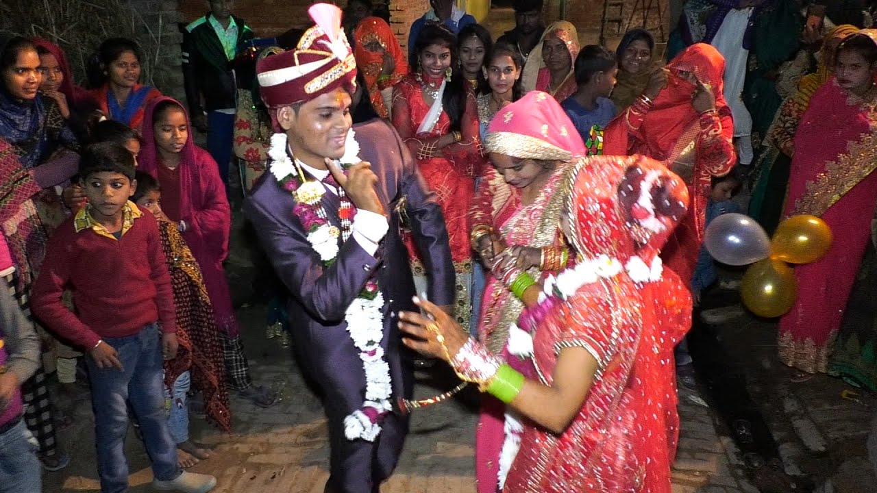 दुल्हन ने दूल्हे को कैसे डांस में पीटा  //Shadi Dance
