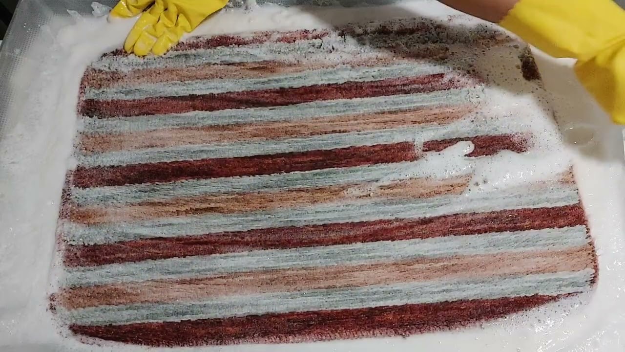 Cleaning small rug with soft natural laundry soap crumbles 🤤