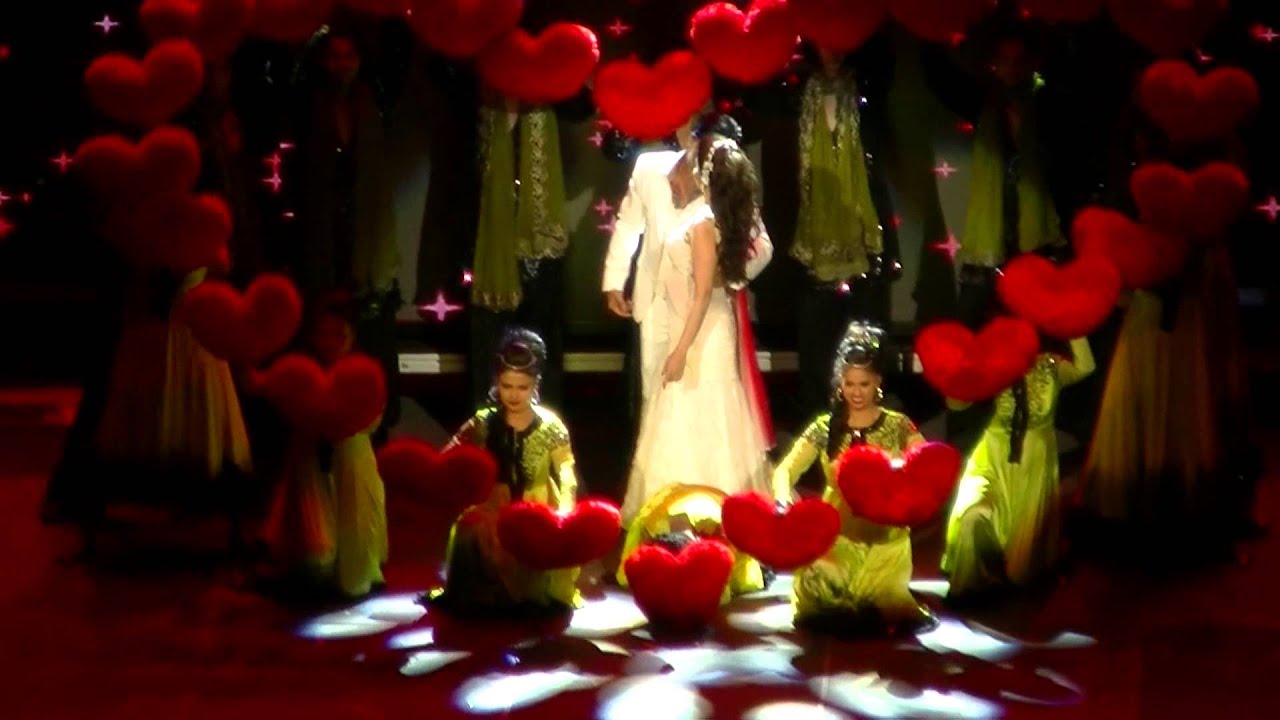 Shahrukh Khan Temptation Reloaded Sydney 2013 part 4