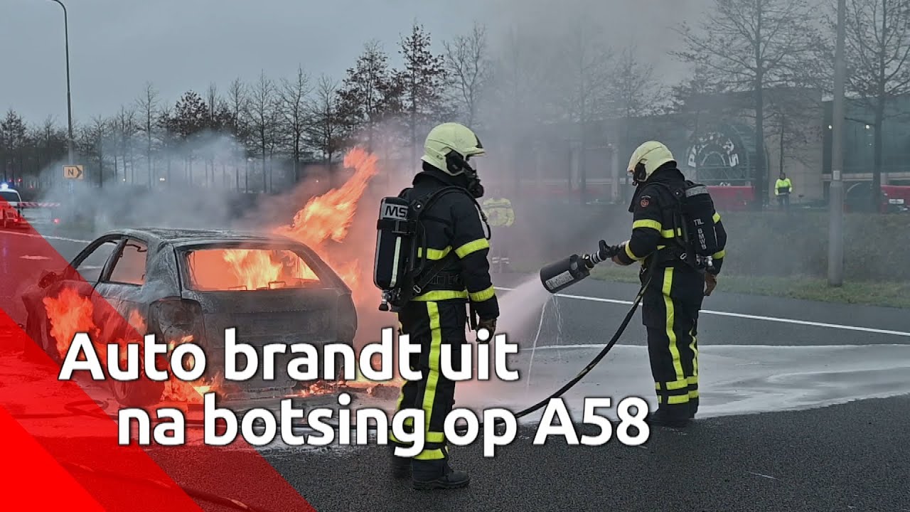 Een auto is donderdagochtend op de A58 bij Etten-Leur in brand gevlogen na een botsing met een an...