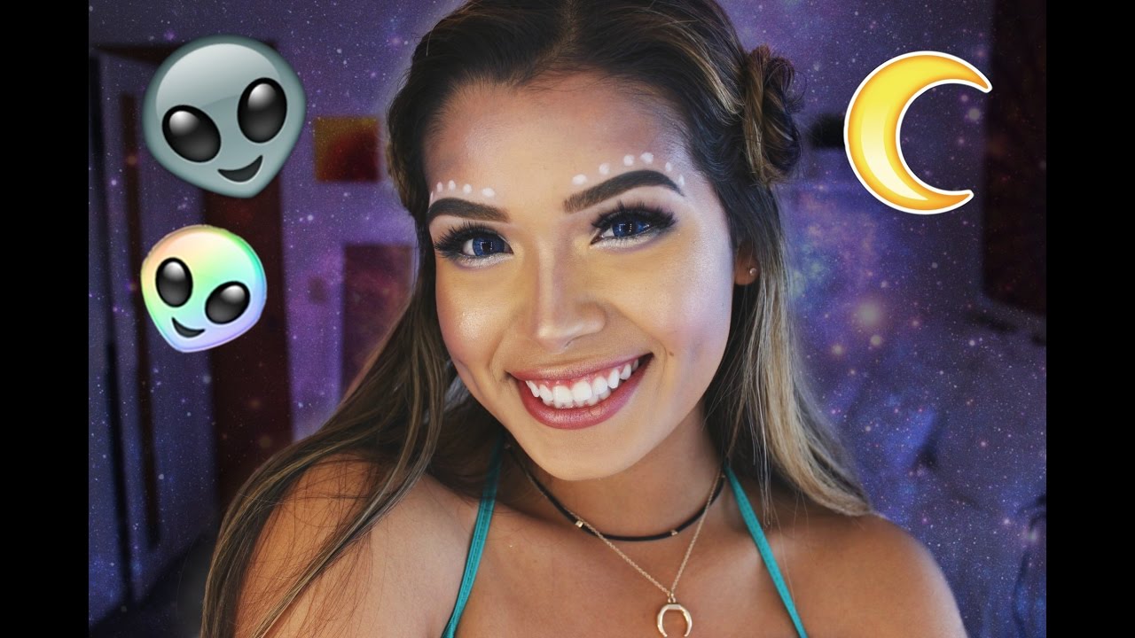 Space Girl Tutorial (Makeup, Hair, Outfit) | ItsMandarin