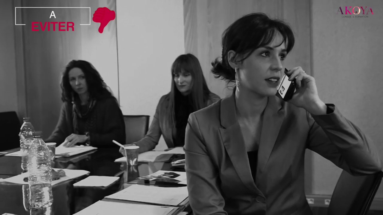 Savoir-être professionnel - Réunion de travail - épisode 3/3 - COURS DE COM