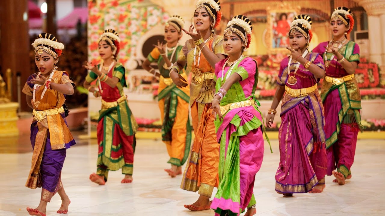 Drama by Devotees from Srikakulam Dist., Andhra Pradesh at Prasanthi Nilayam  - 18 Dec 2016